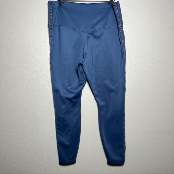 Nike One Women's Therma-FIT Diffused Blue HW 7/8 Leggings XXL Gym Winter Outdoor - Picture 3 of 14